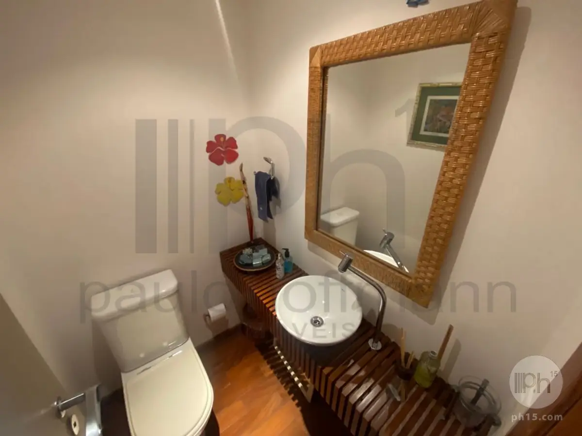 Lavabo [2021]