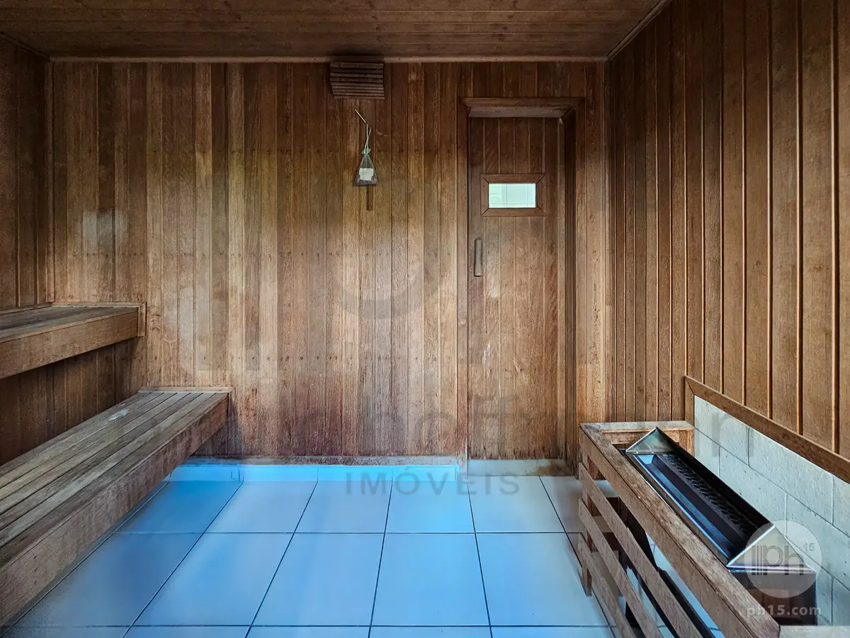 Sauna [2024]