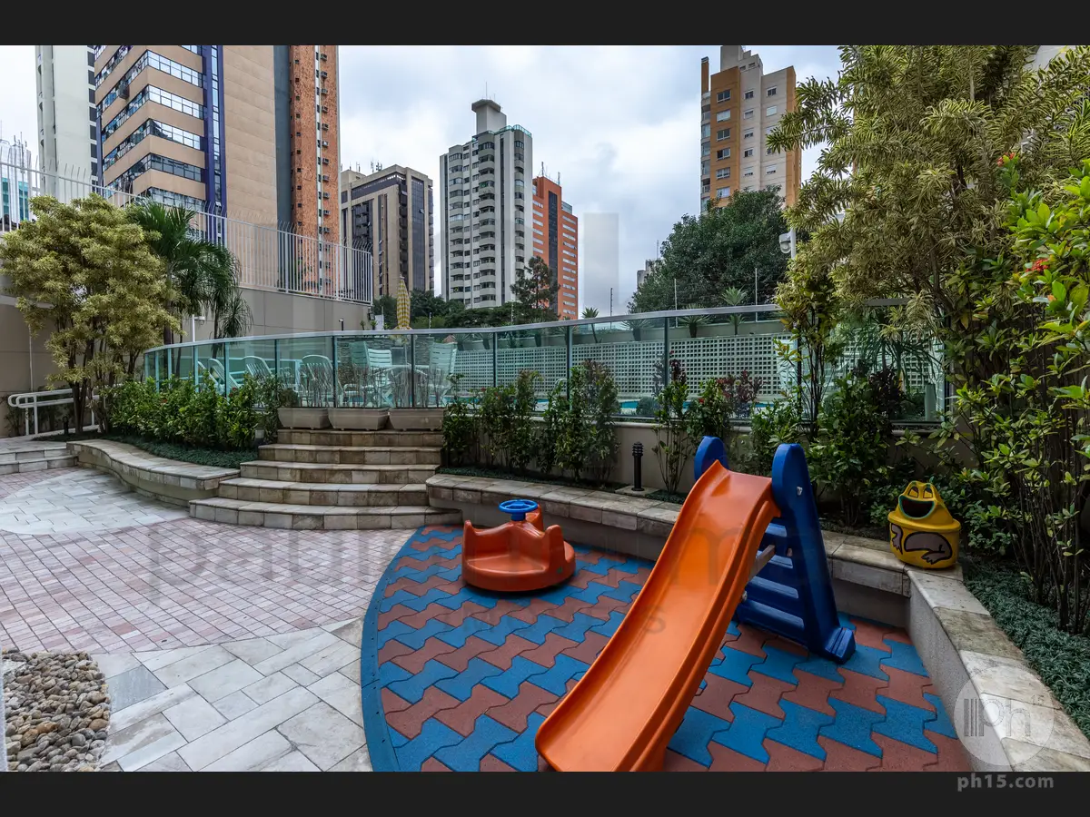Playground [2018]