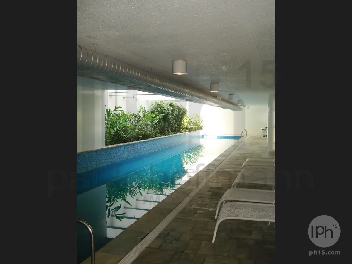 Piscina coberta [2011]