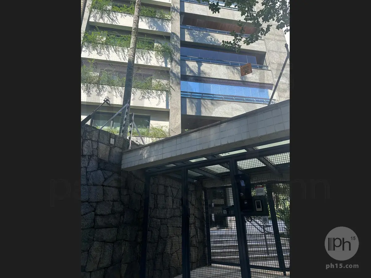 Fachada [2026]