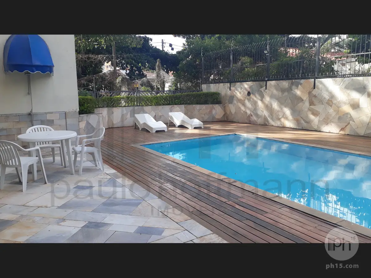 Piscina [2022]