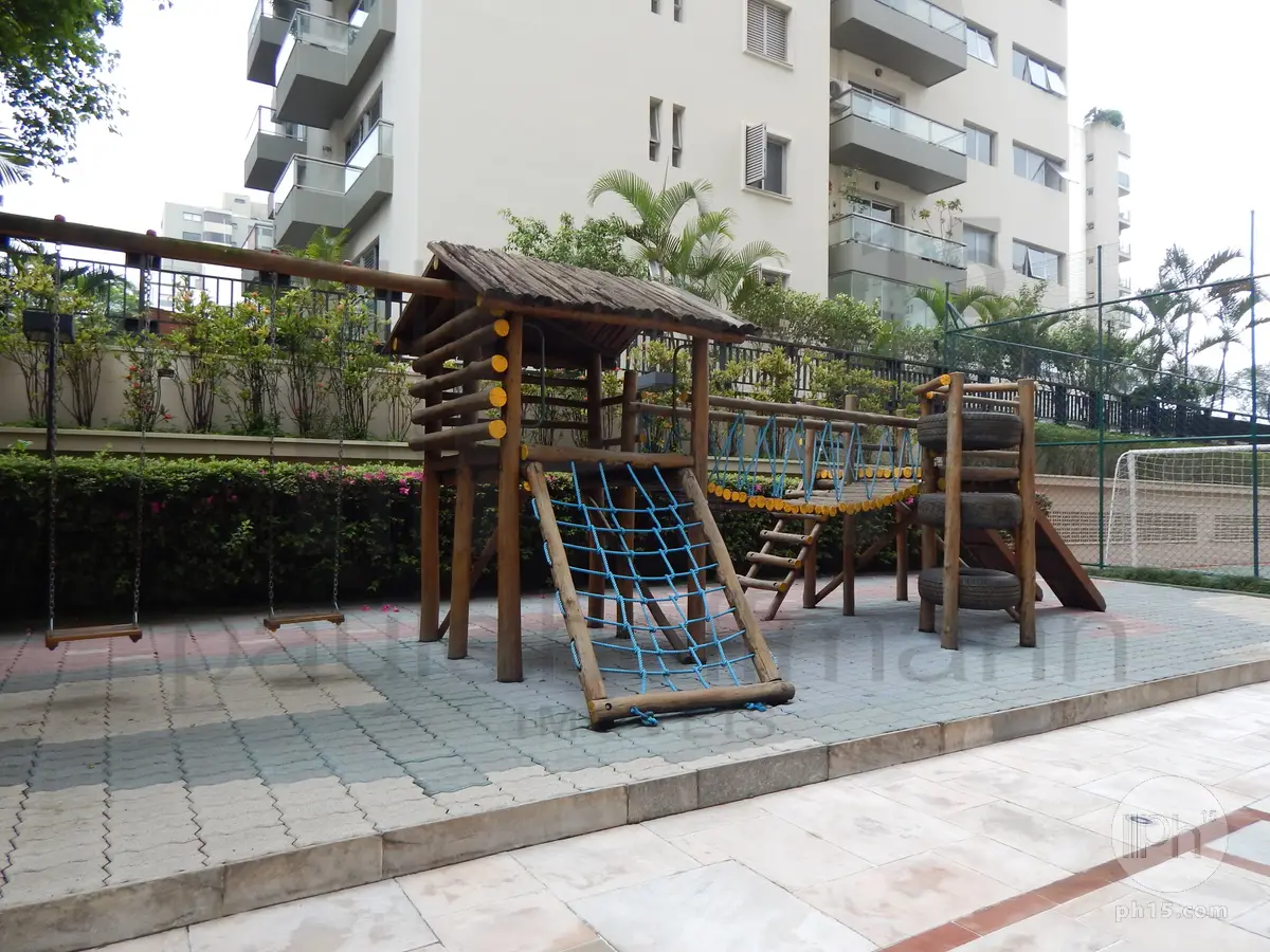 Playground [2019]