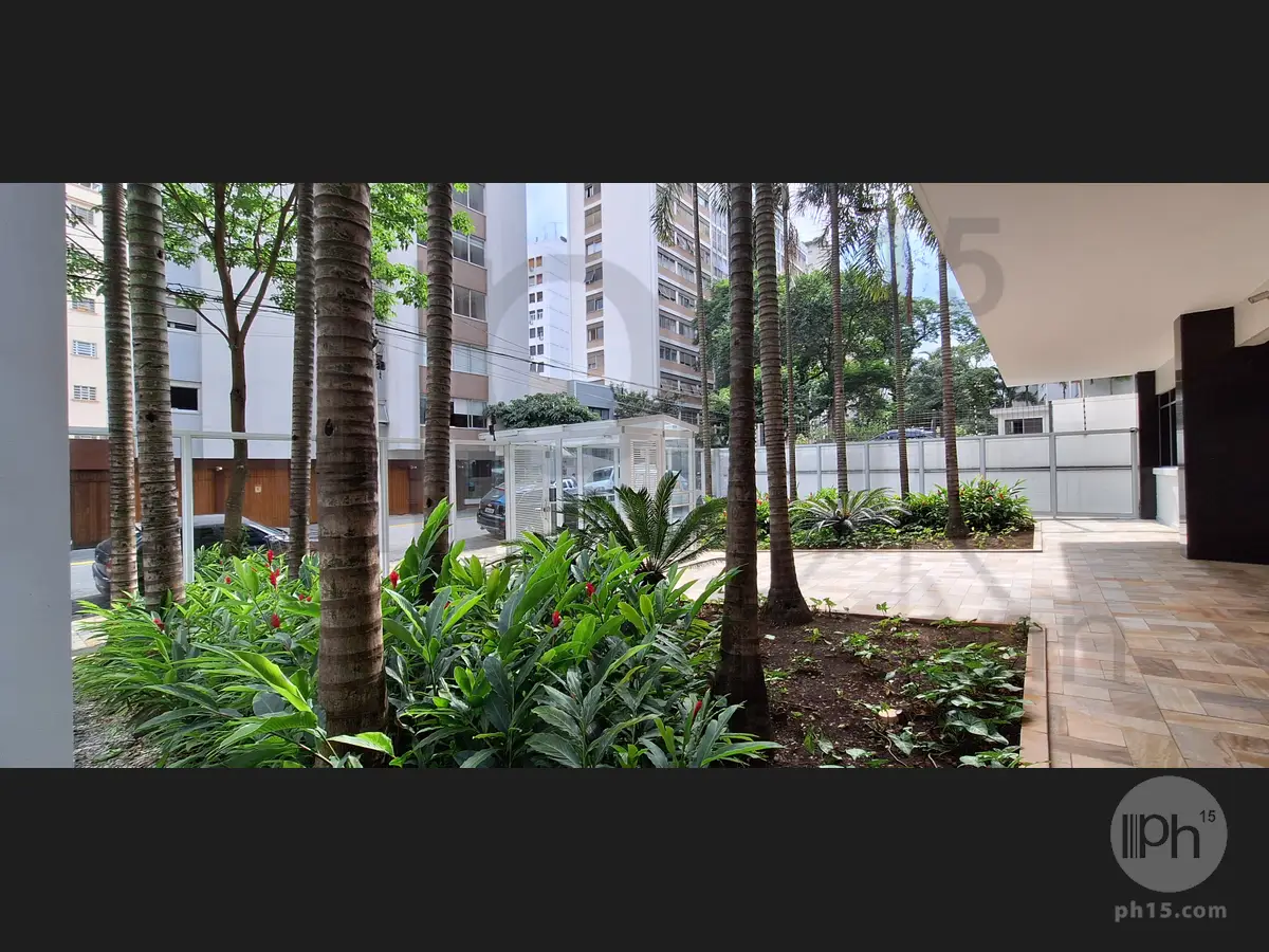 Fachada [2025]