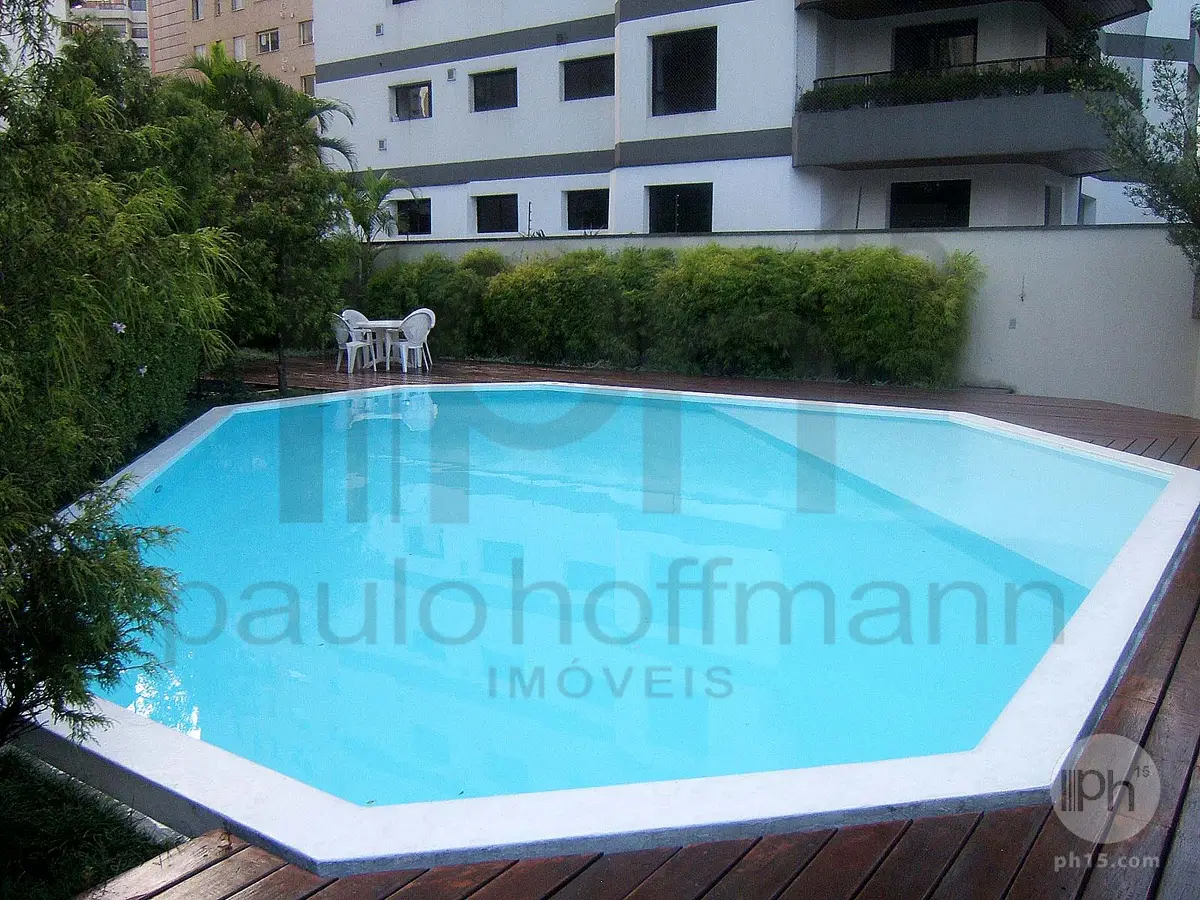 Piscina [2006]