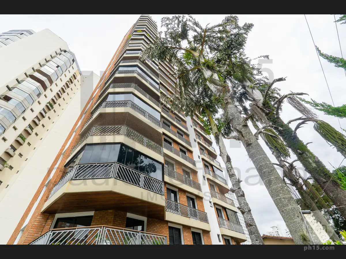 Fachada [2023]