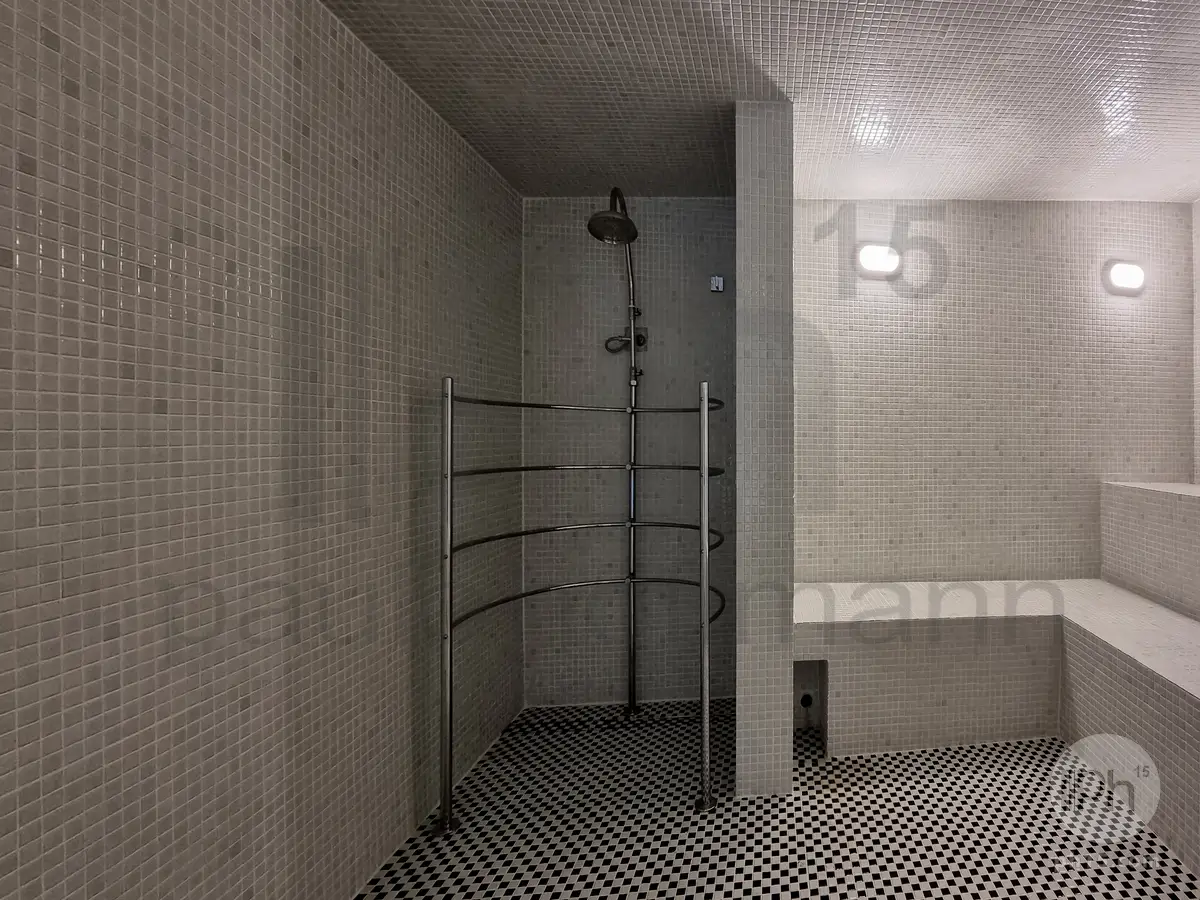 Sauna [2021]