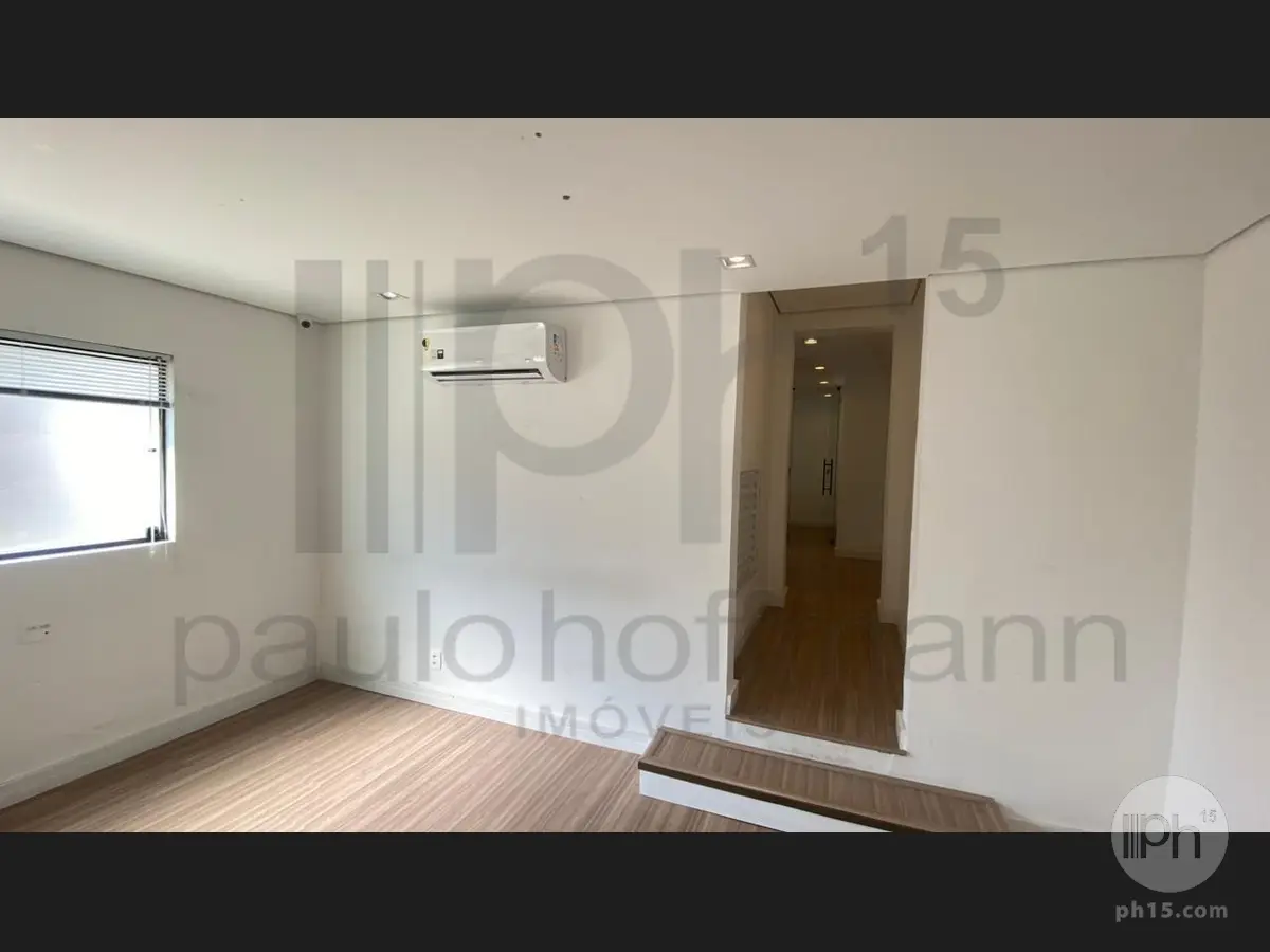 Sala [2025]