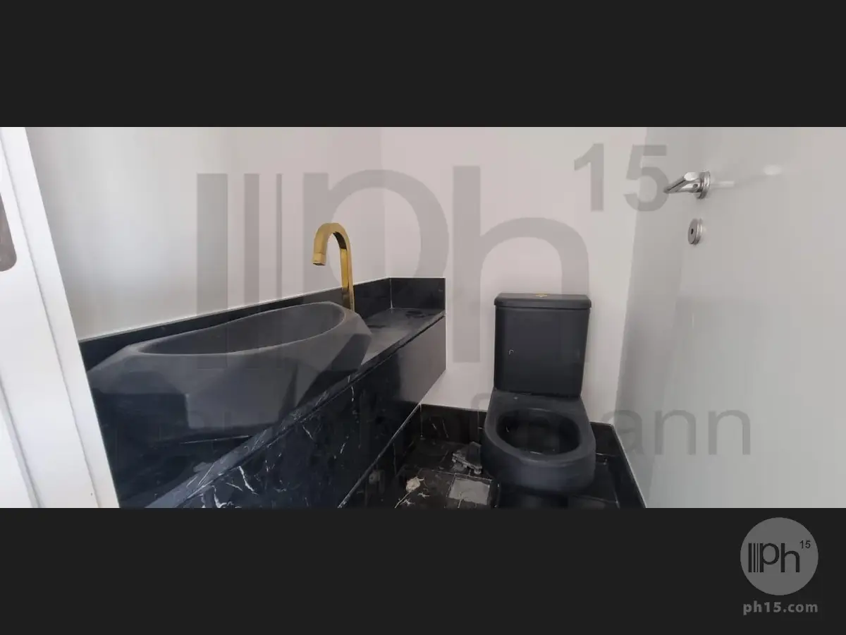 Lavabo [2024]